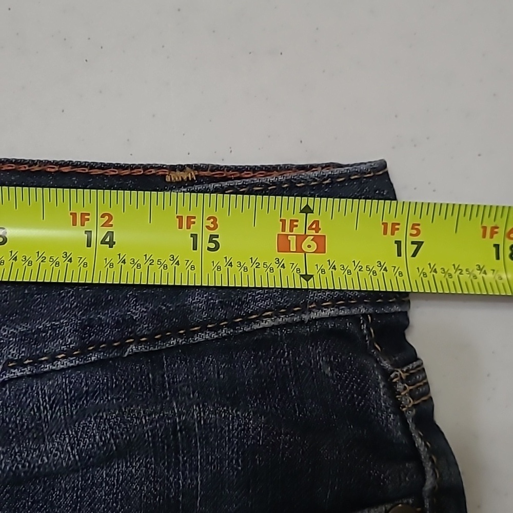 Eddie Bauer Boyfriend Fit Relaxed Leg Jeans with Button Fly size 8 TALL - Picture 8 of 10